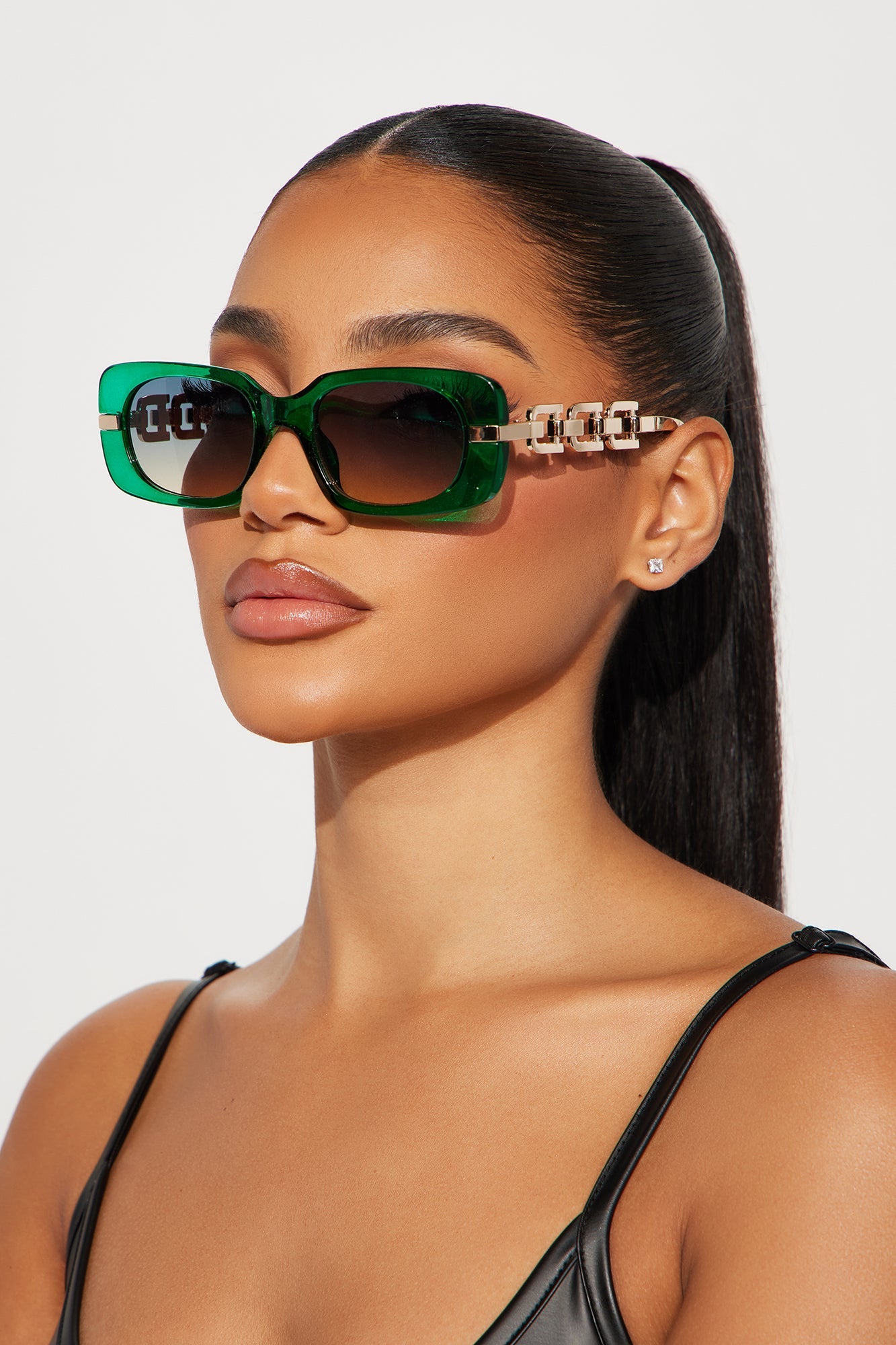 https://cdn.shopify.com/s/files/1/0293/9277/files/01-16-24_S2_24_HS2110_Green_RA_RL_11-52-35_7160_PXF.jpg?v=1705951390