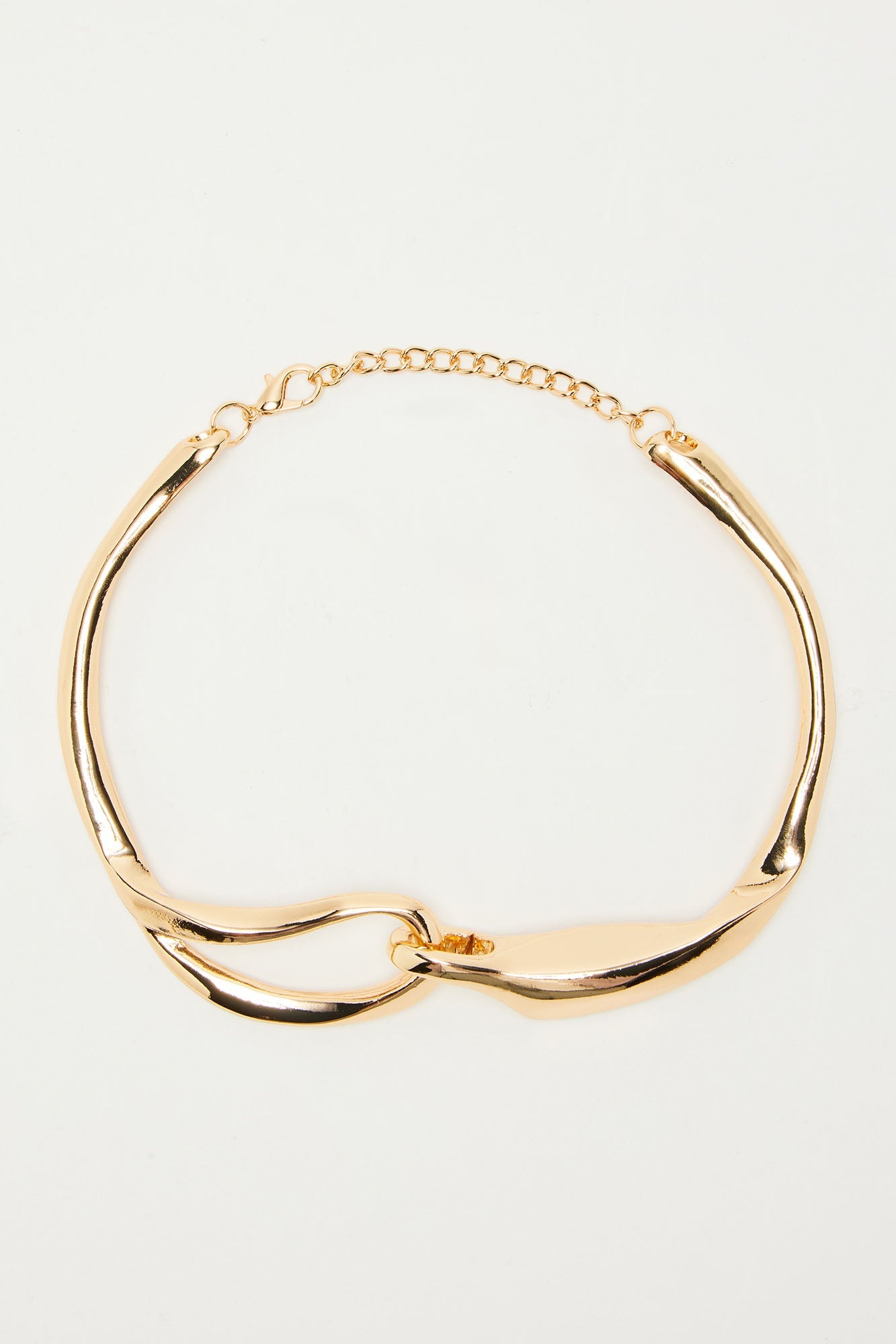 https://cdn.shopify.com/s/files/1/0293/9277/files/04-25-24_S15_49_COA134753_Gold_CZ_13-01-37_0265_CM_ES.jpg?v=1715040460