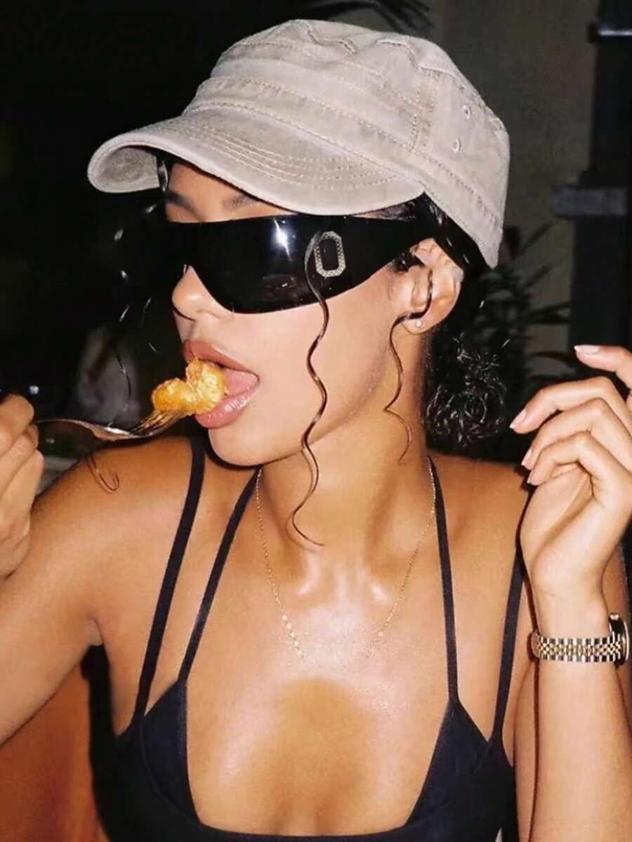 https://img.ltwebstatic.com/images3_spmp/2025/02/17/85/1739763454d73cb5e87bfffe015975f14b86f0af93_thumbnail_900x.webp