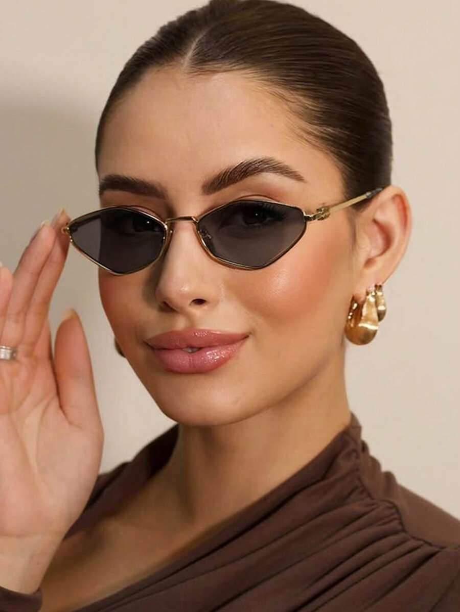 https://img.ltwebstatic.com/v4/j/spmp/2025/05/22/67/1747897591e4b9beb5e165f761e64e7018a03323b0_thumbnail_900x.webp