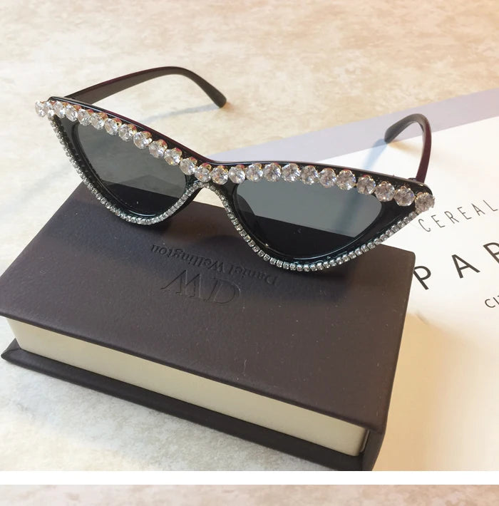 Vintage Luxury Crystal Diamond Cat eye