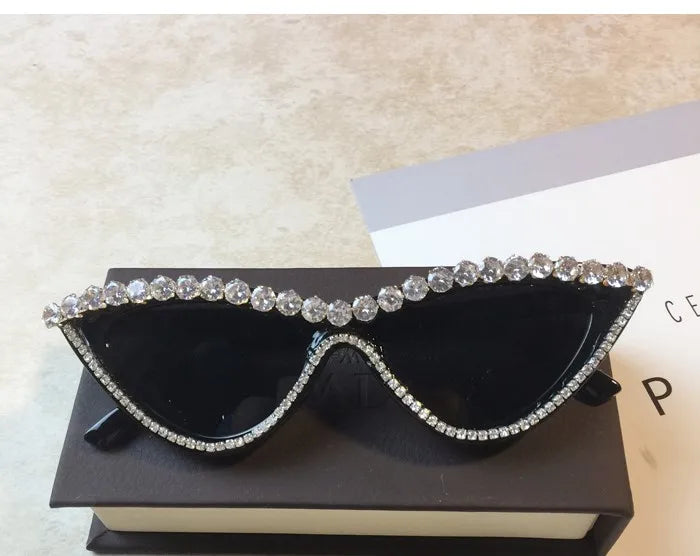 Vintage Luxury Crystal Diamond Cat eye