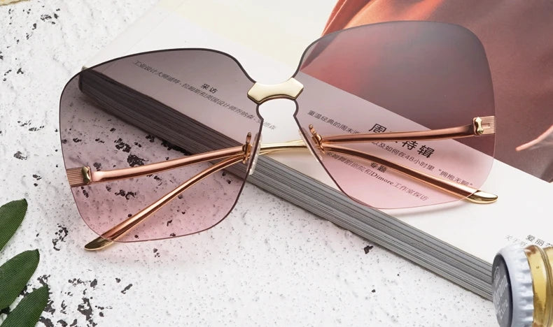 Oversized Rimless Fashion Sunglasses