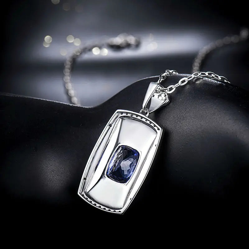18K White Gold Cut Tanzanite Diamonds