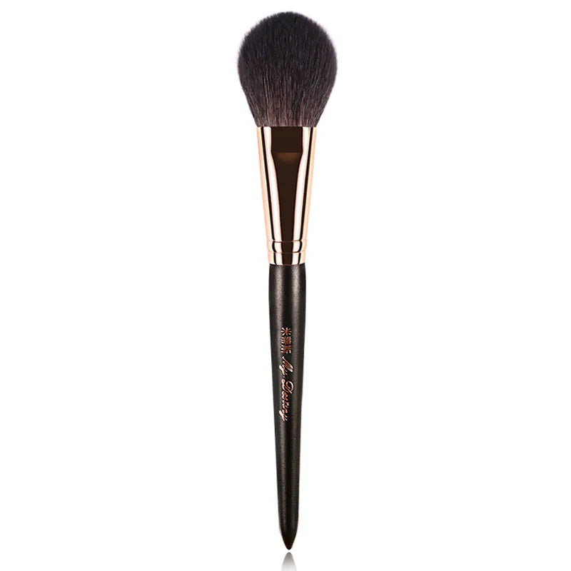 Round Blush Brush for Blusher Make Up