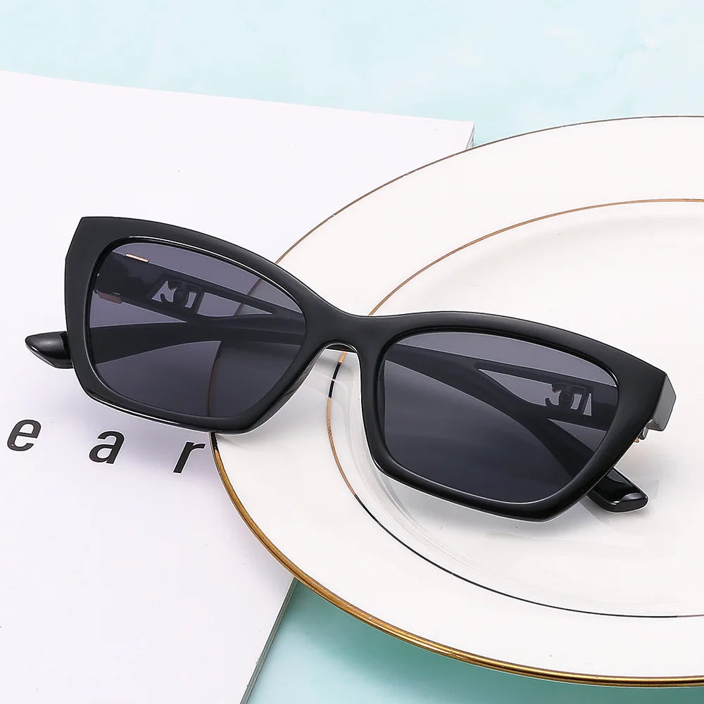 Unisex Personality Catwalk Sunglasses