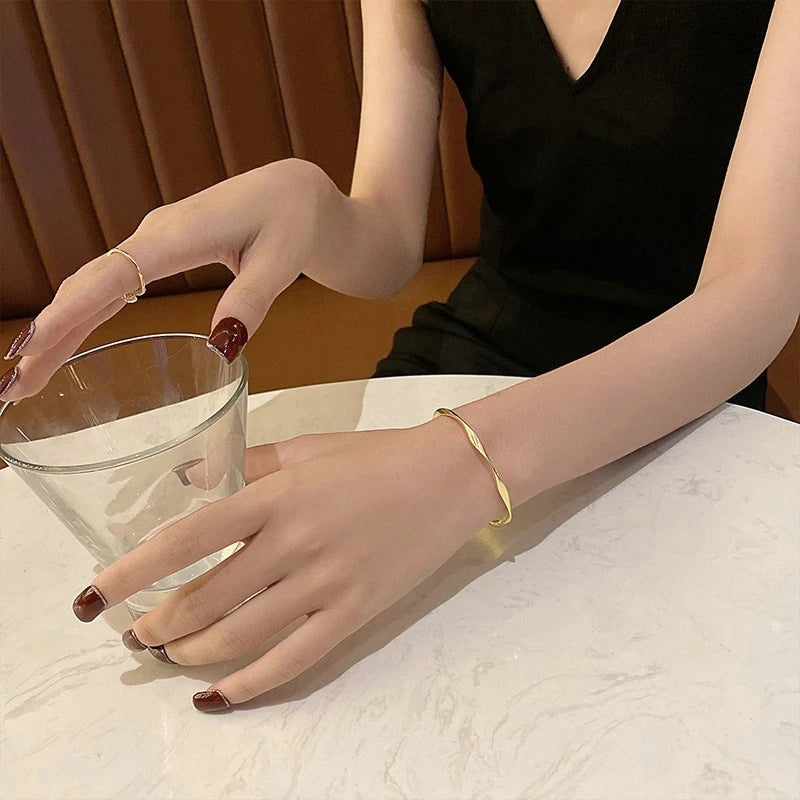 Classic Twisted Gold Bracelet