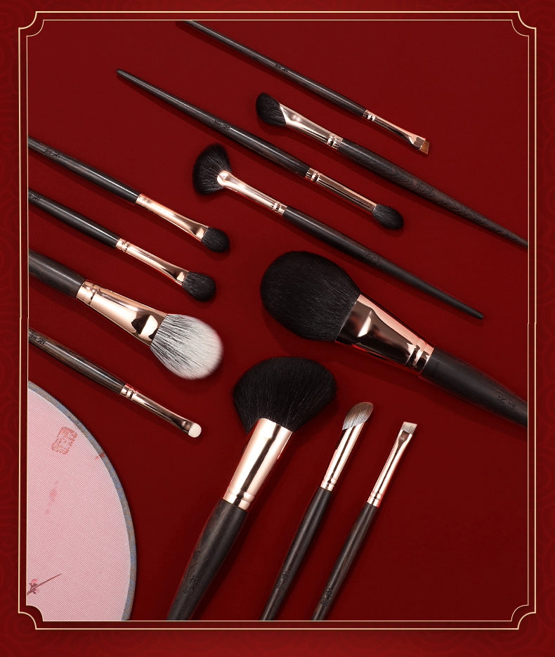 Ebony Rose 12 Makeup Brushes Suit Animal Fur Lady Texture