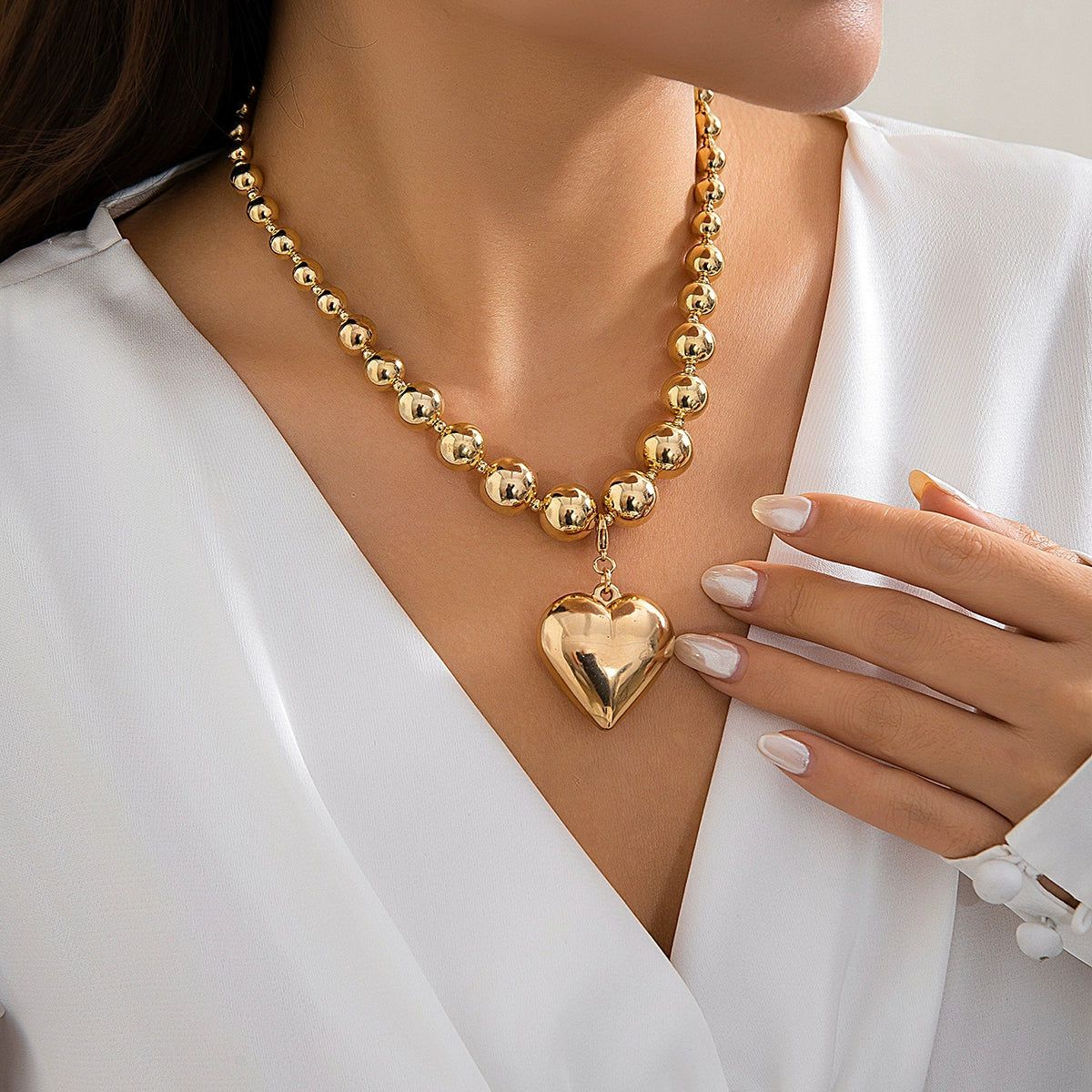 Peach Heart Pendant Beads Necklace