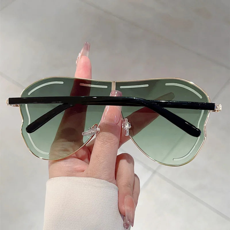 Luxury Oversized Shield One-Piece Punk Sunglasses - UV400