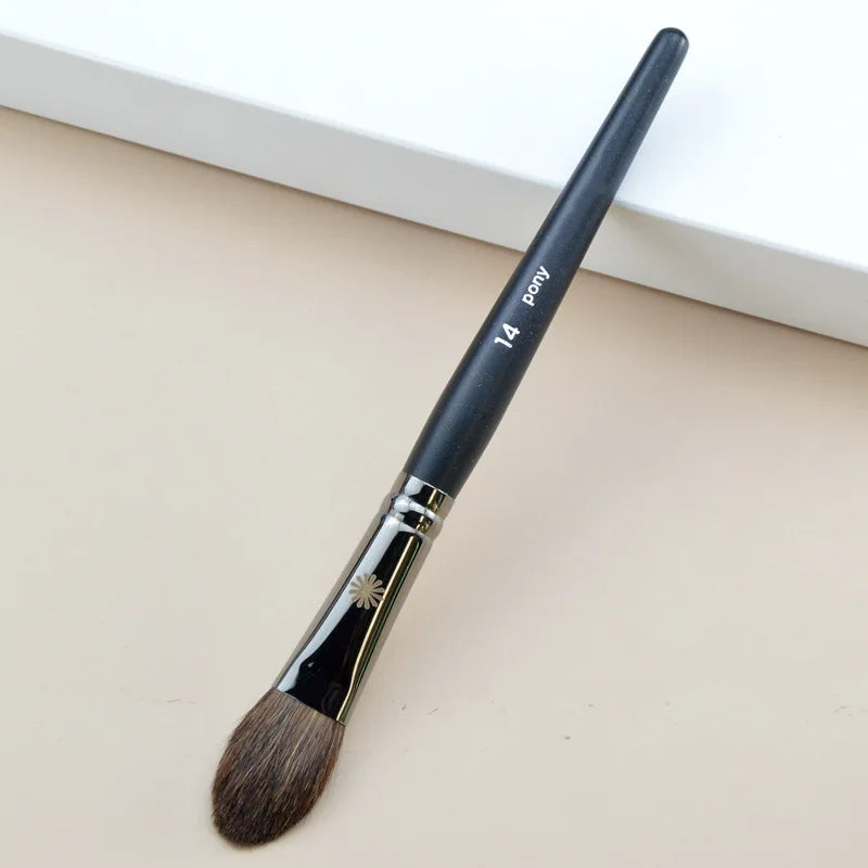1pc Pro P series Makeup brushes Powder Foundation