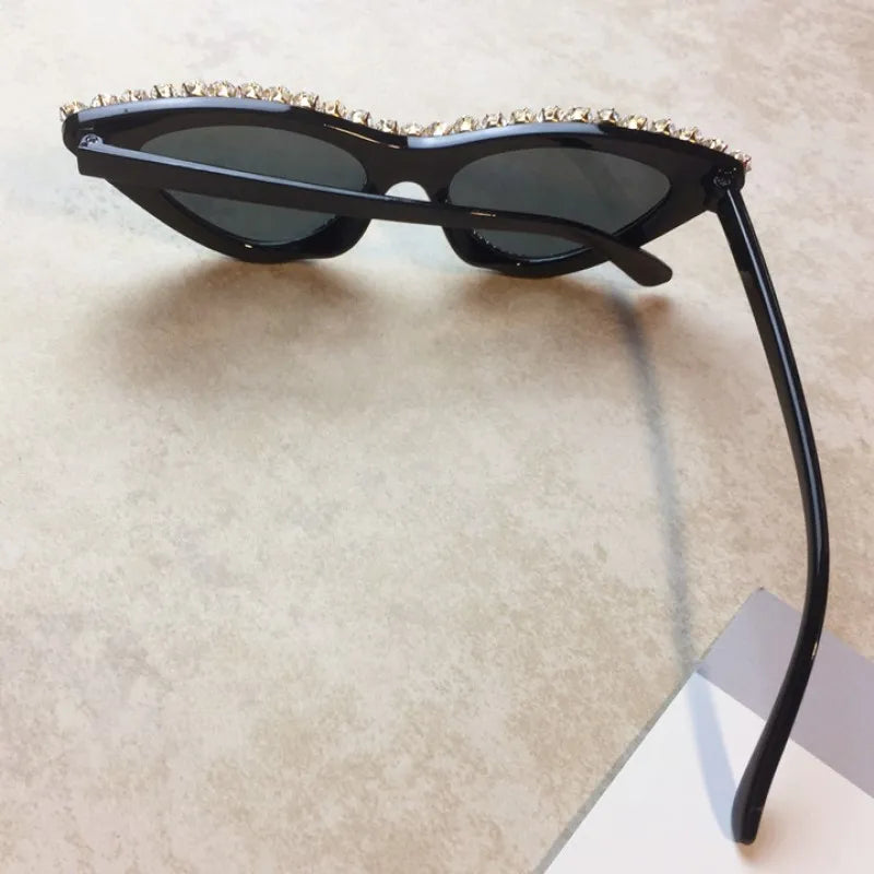 Vintage Luxury Crystal Diamond Cat eye