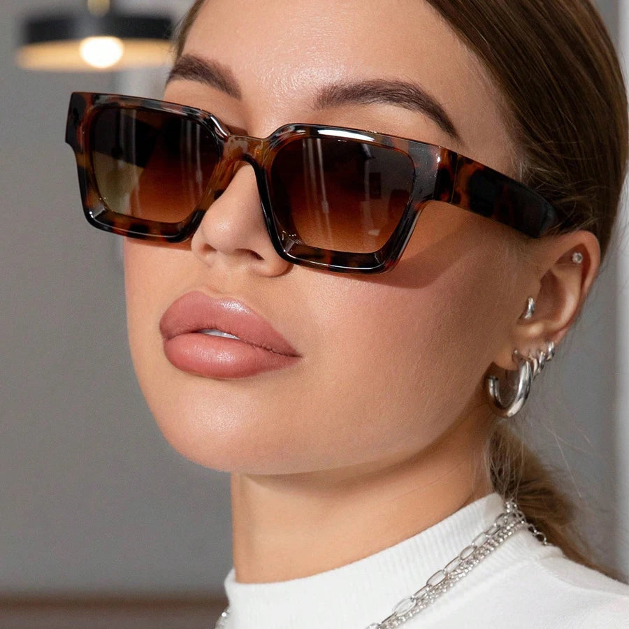 Designer Green Unisex Shades Eyewear = UV400