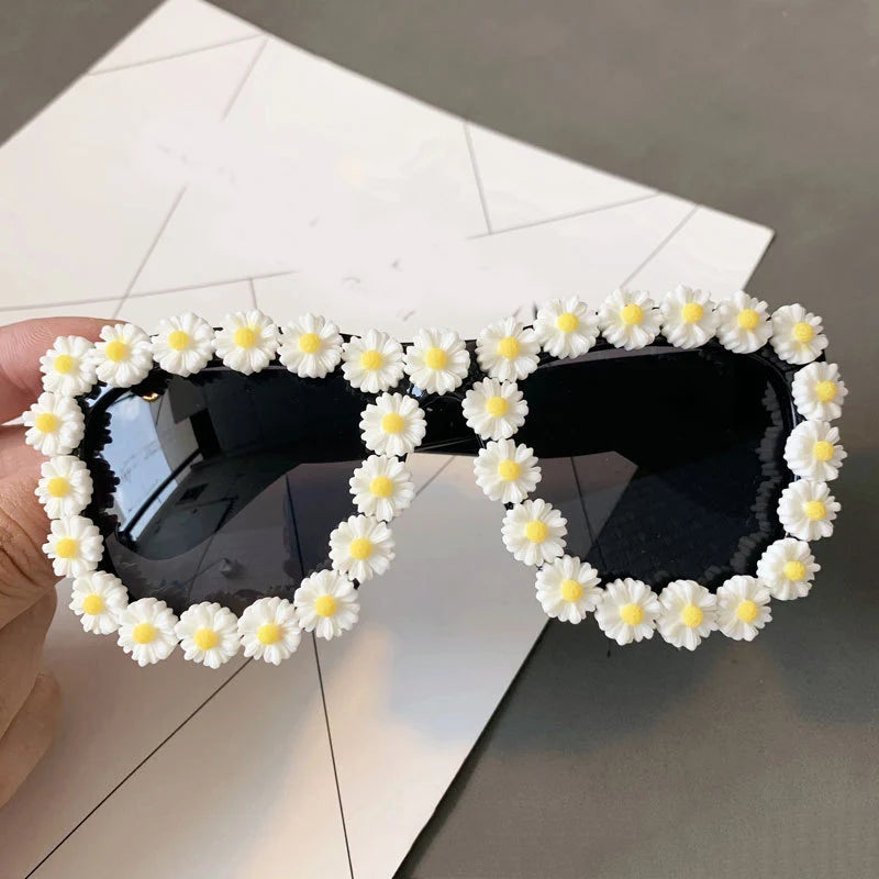 Charming Flower Fashion Cat Eye
