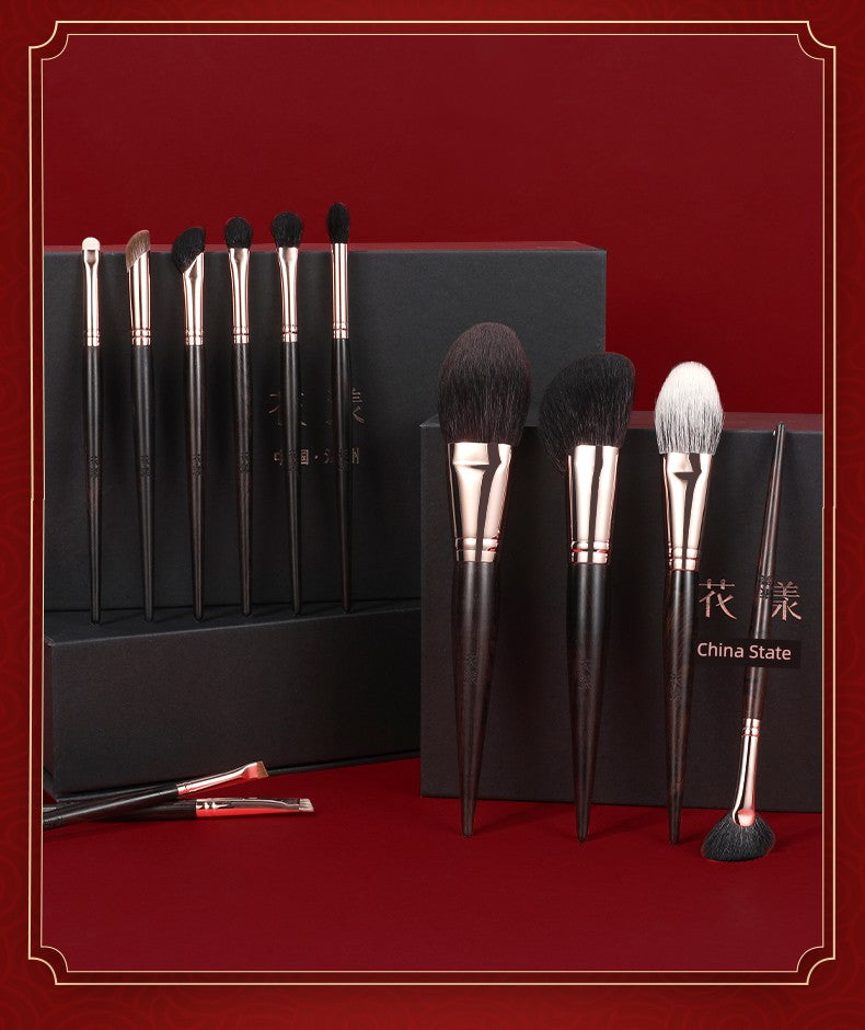 Ebony Rose 12 Makeup Brushes Suit Animal Fur Lady Texture