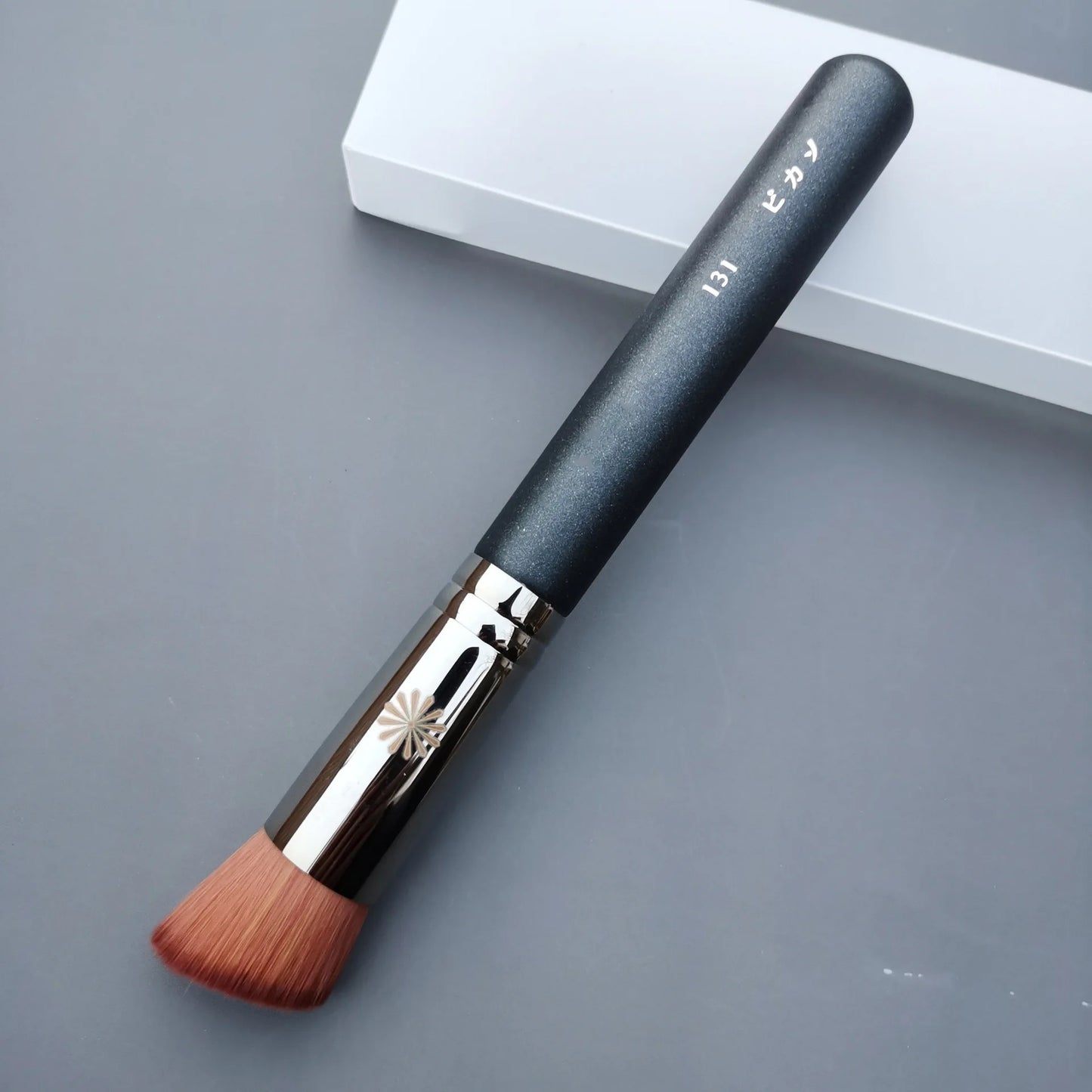 1pc Pro P series Makeup brushes Powder Foundation