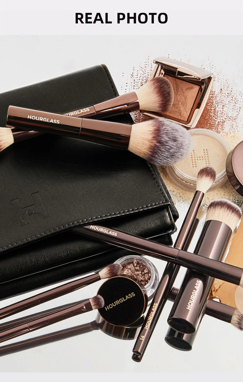 Vegan brush travel brush set includes 7 brushes for the eye and face with a bag gift box packaging