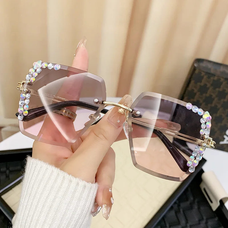 Fashionable square frameless glasses with crystal decoration
