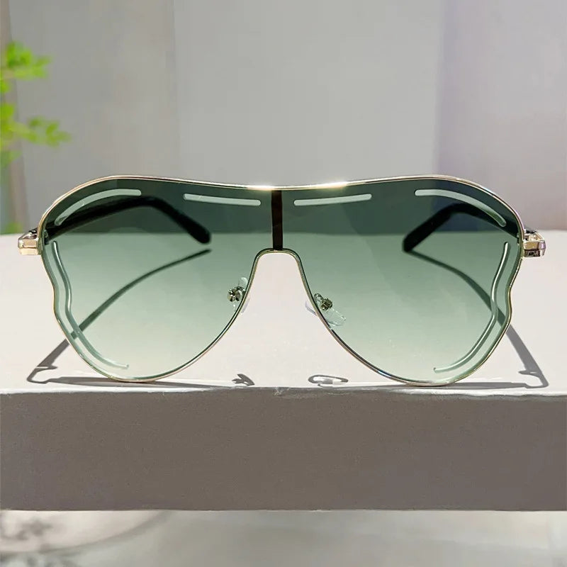 Luxury Oversized Shield One-Piece Punk Sunglasses - UV400