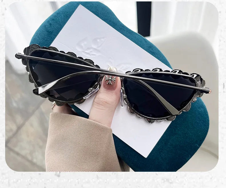 Luxury Cat-eye Rhinestone Shades