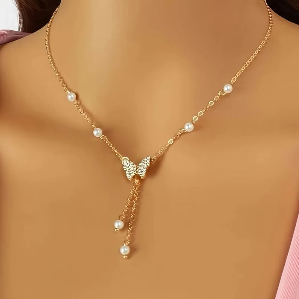Rhinestone Butterfly Pendant Necklace