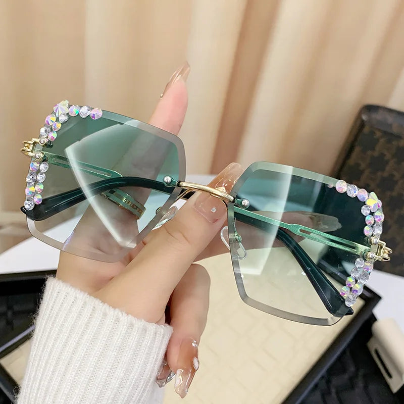 Fashionable square frameless glasses with crystal decoration