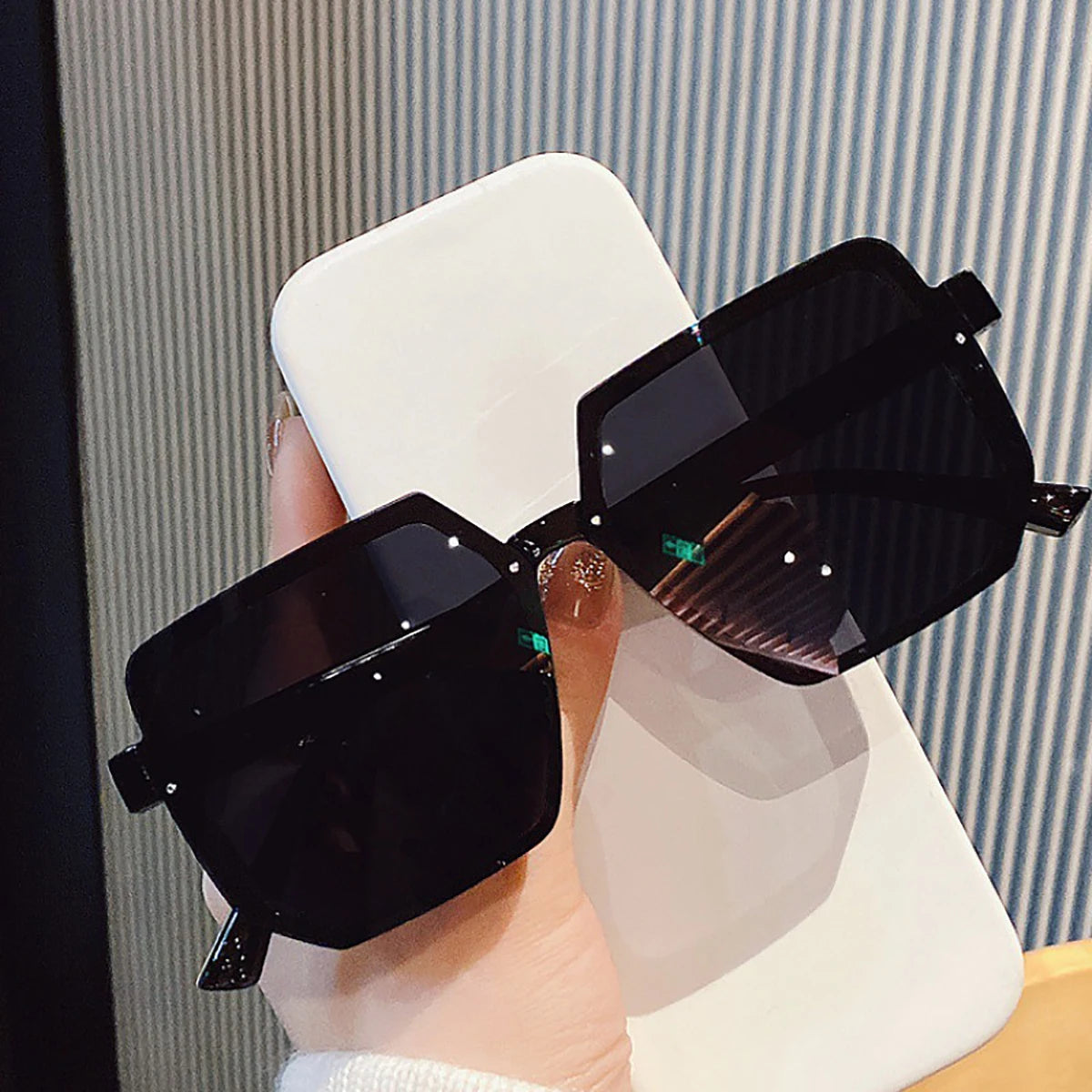 Big Frame Vintage Retro Eye Sunglasses 