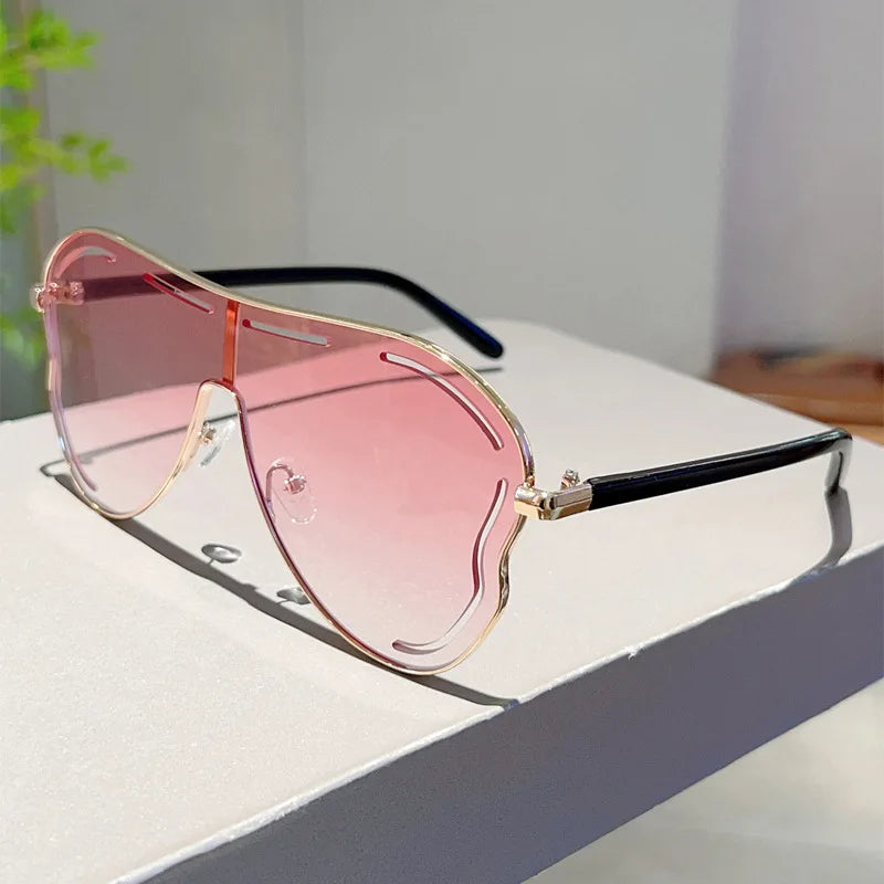 Luxury Oversized Shield One-Piece Punk Sunglasses - UV400