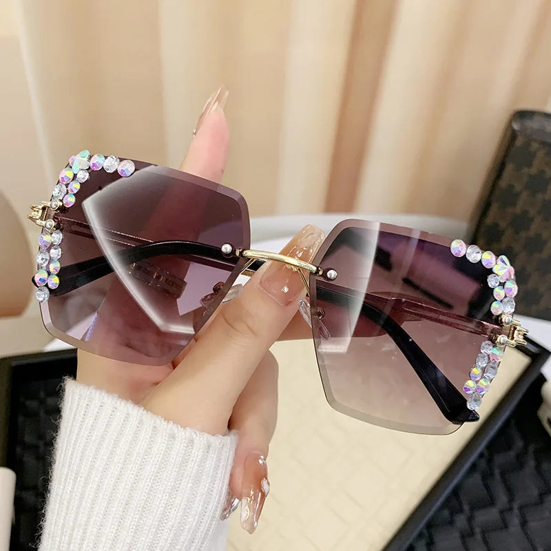 Fashionable square frameless glasses with crystal decoration