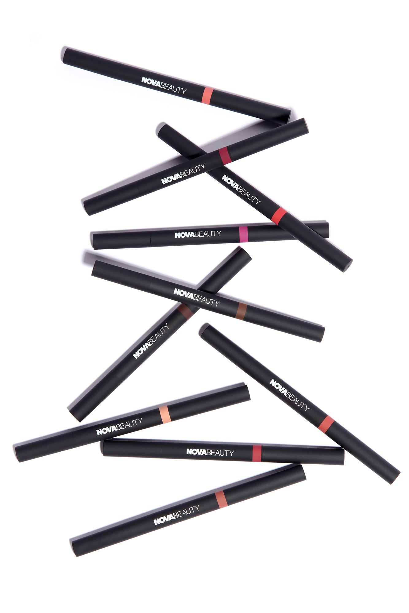 https://cdn.shopify.com/s/files/1/0293/9277/products/02-22-22Studio6_SN_14-13-03_2_lipLinerGroup_0544_web.jpg?v=1691709725