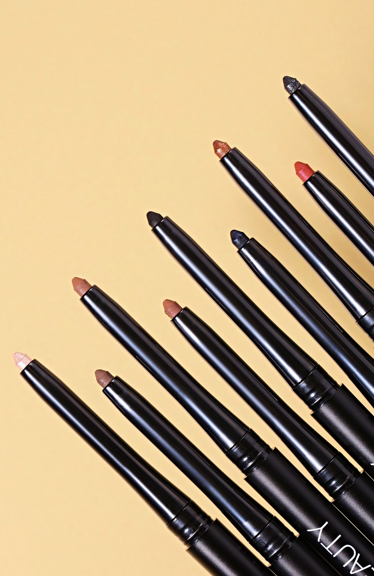 https://cdn.shopify.com/s/files/1/0293/9277/products/06-30-22Studio6_SN_13-47-58_1__3179_KL_265752e5-b6fc-435d-a260-5425ad9652c0.jpg?v=1687458483