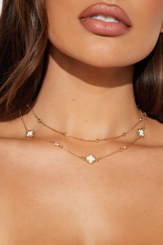 https://cdn.shopify.com/s/files/1/0293/9277/files/08-21-24_S5_66_TROY11793_Gold_CZ_AP_13-37-01_10038_PXF.jpg?v=1724370528