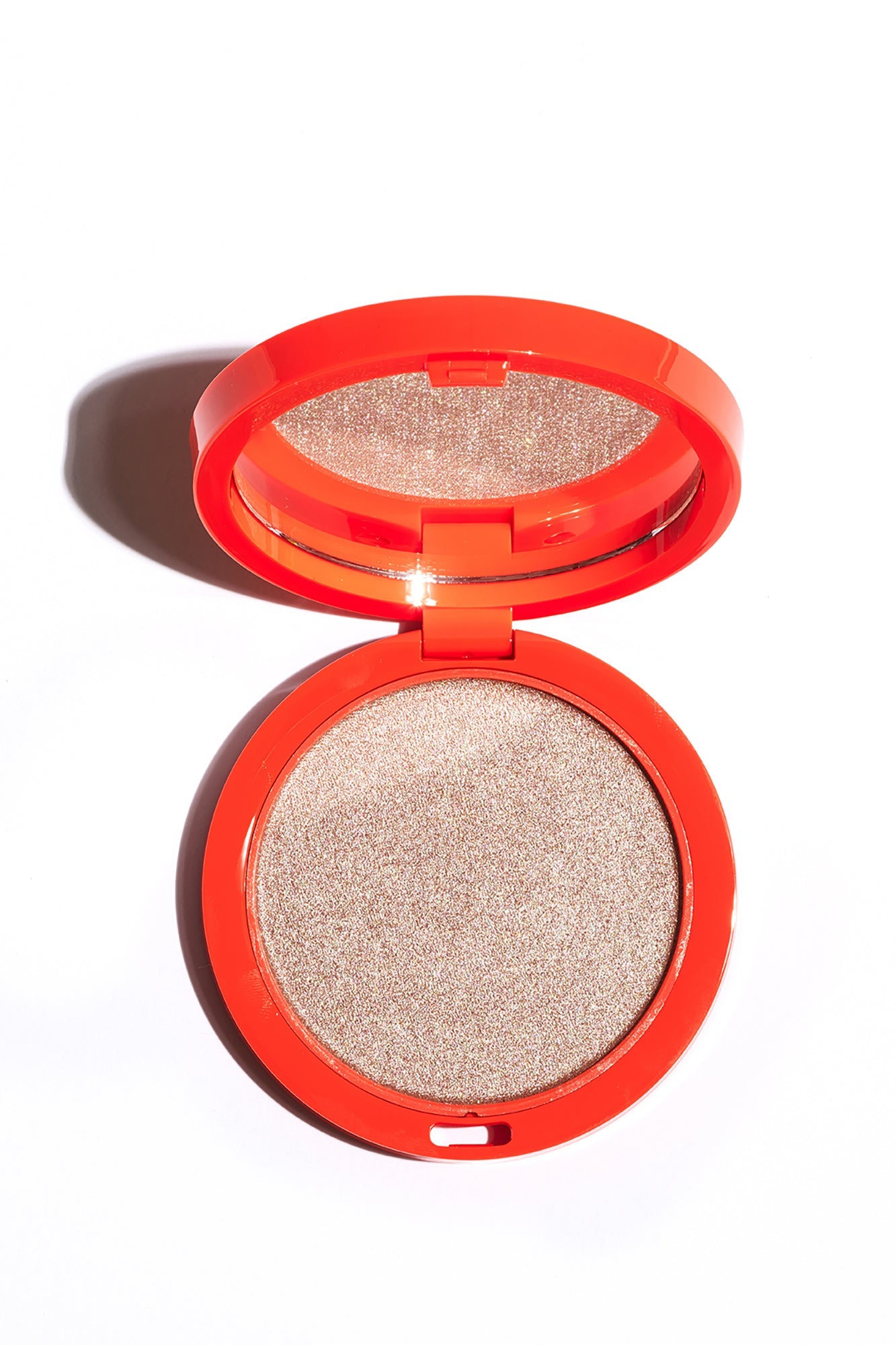 https://cdn.shopify.com/s/files/1/0293/9277/products/09-02-2_Beauty_Highlighter_MBBHL01_draped_up_open_RG.jpg?v=1683326713