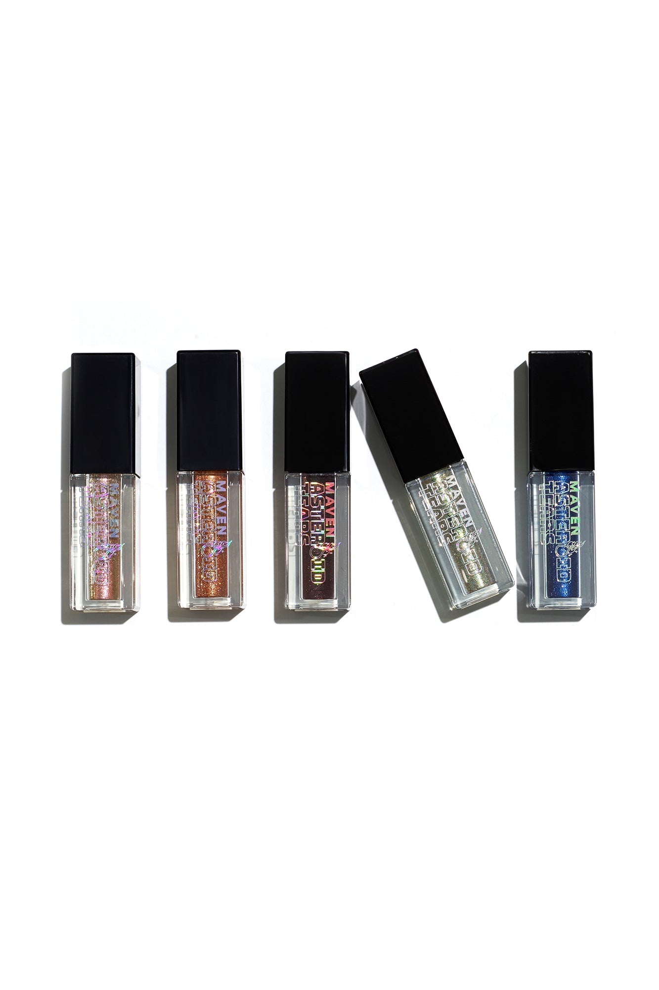 https://cdn.shopify.com/s/files/1/0293/9277/products/09-02-2_Beauty_Liquid_eyeshadow_Artistry_RG_158d56fe-f78c-4b59-ac78-b94d134eaf58.jpg?v=1686013162