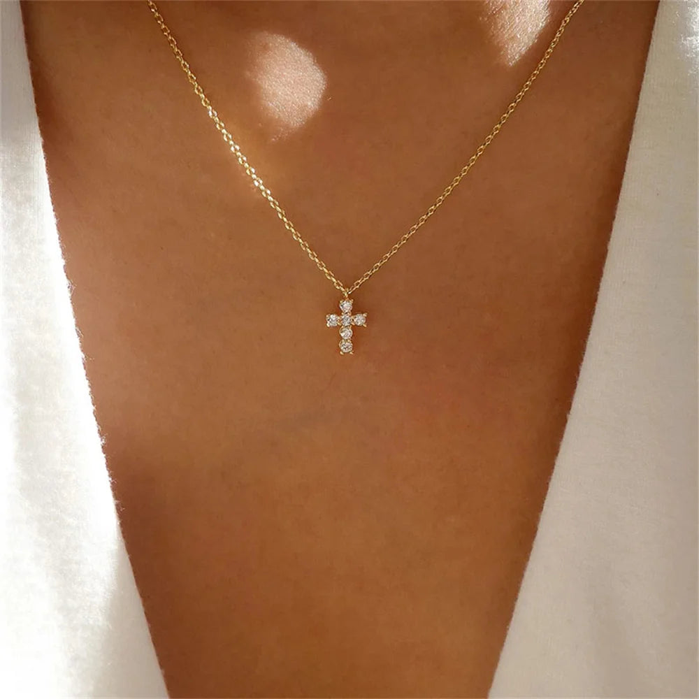 Multilevel Gold Crystal Heart-shaped Necklace