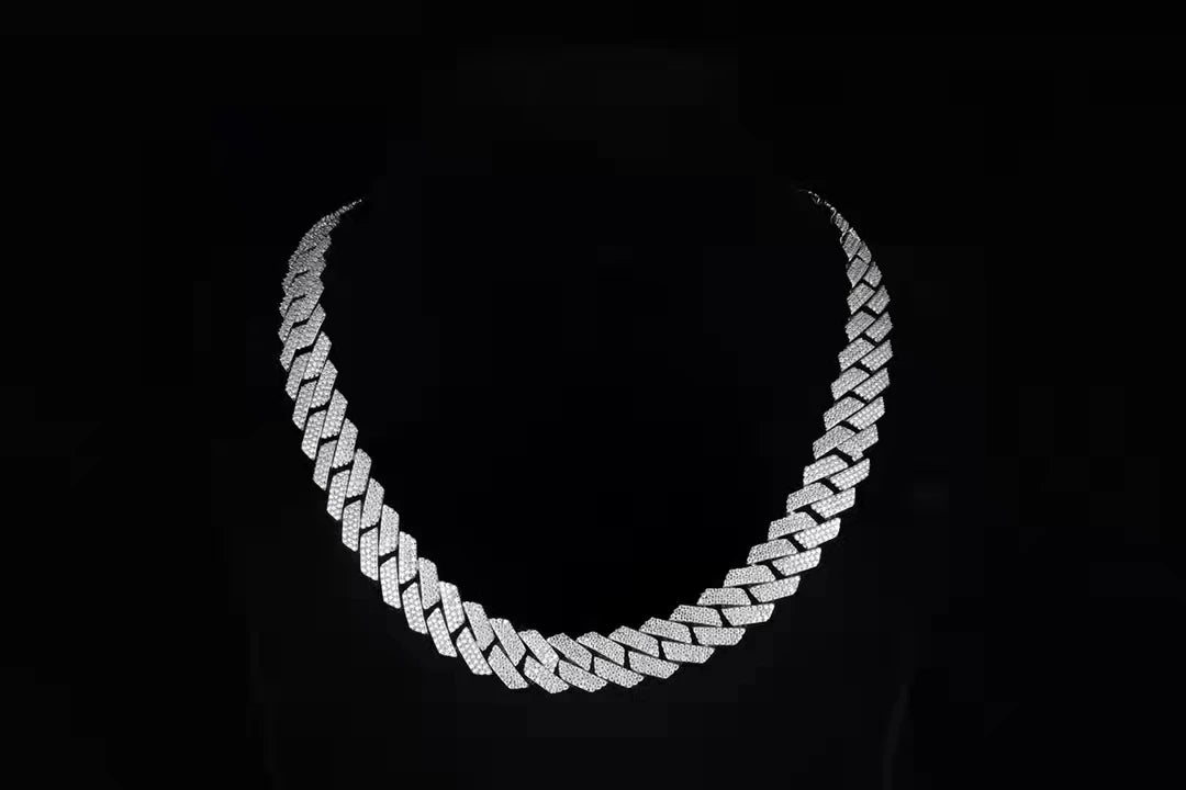 S925 Silver Inlaid Moissanite