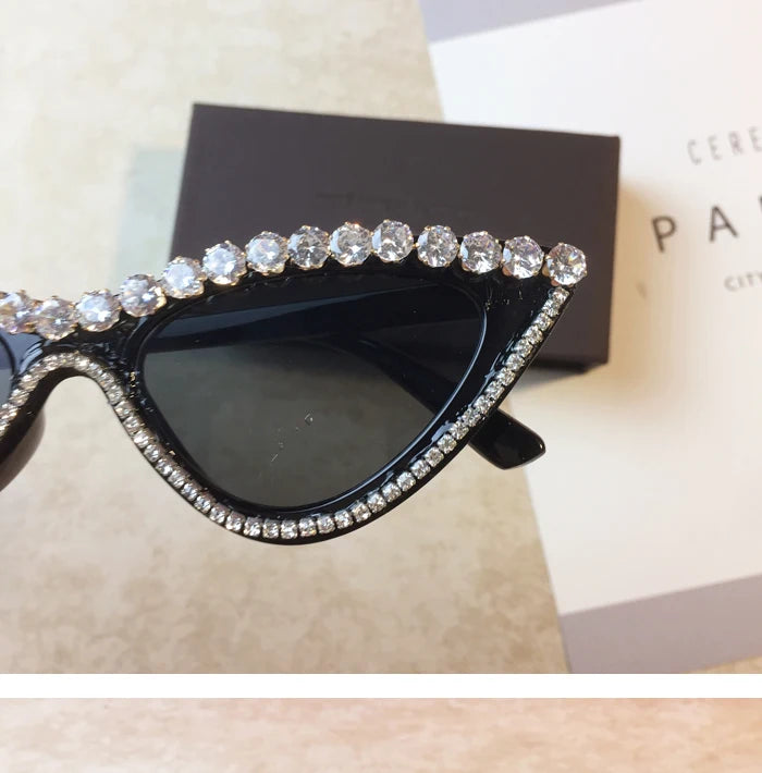 Vintage Luxury Crystal Diamond Cat eye