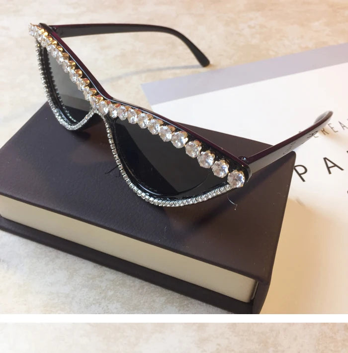 Vintage Luxury Crystal Diamond Cat eye