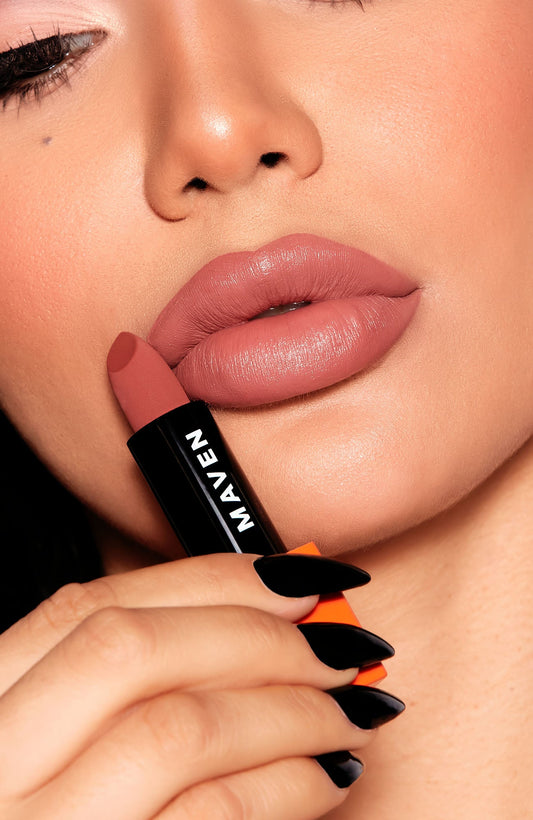 https://cdn.shopify.com/s/files/1/0293/9277/products/MavenLipstick-Thrills.jpg?v=1678142744