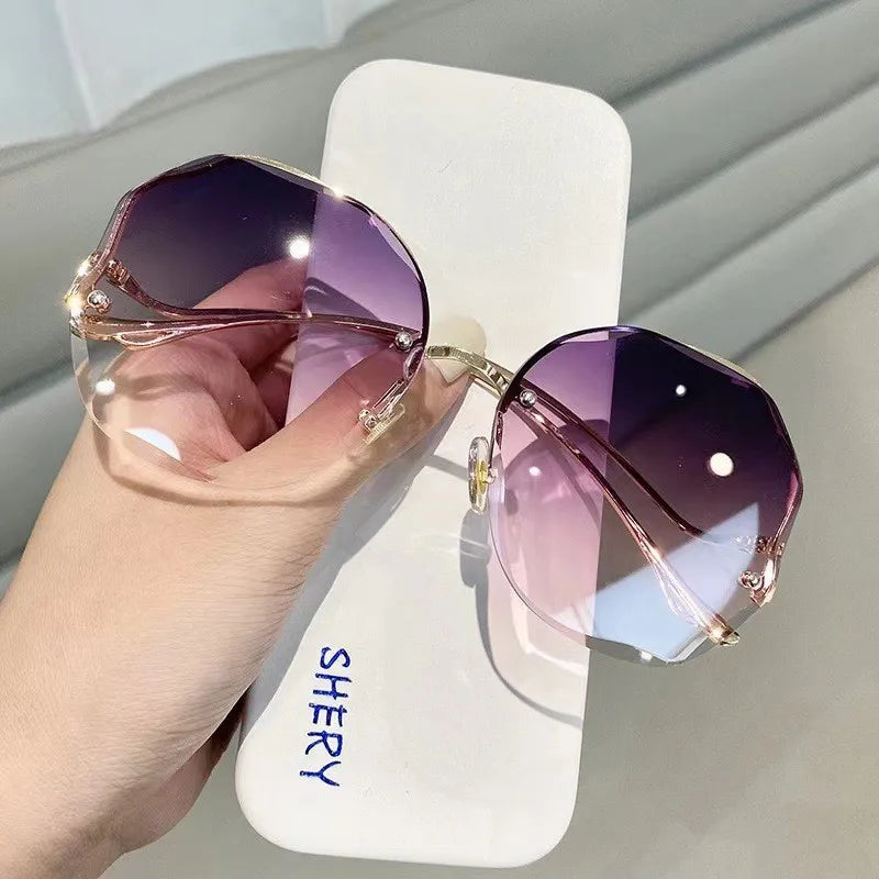 Round Designer Rimless