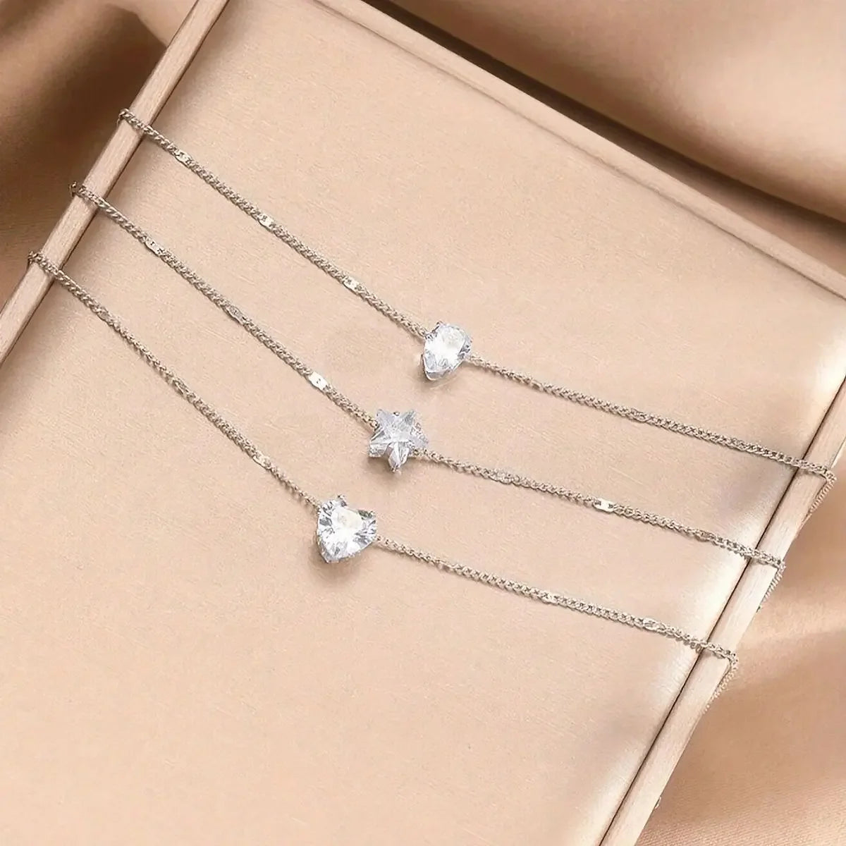 3Pcs/Set Vintage Rhinestone Heart Pendant Necklace Set for Women Multilayer Thin Chain Choker Bridal Jewelry