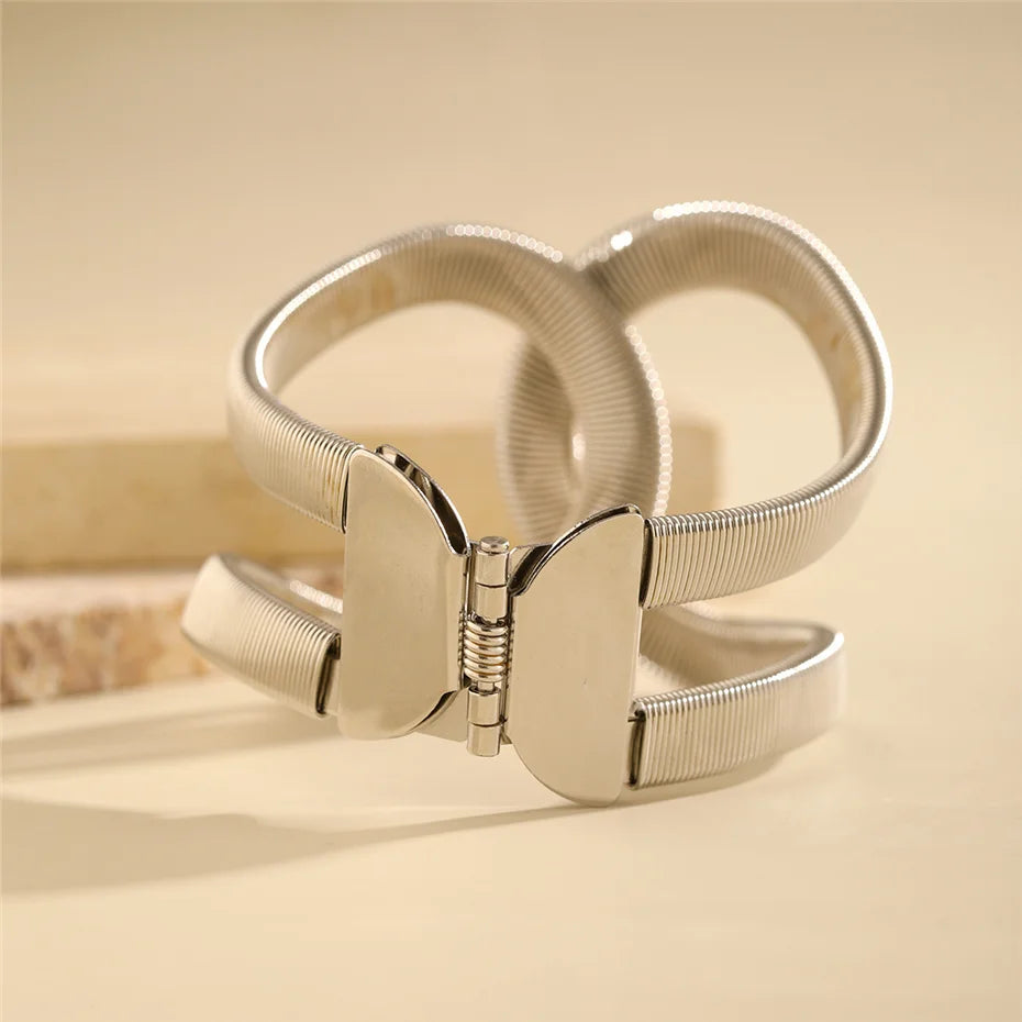 Exaggerated Twisted Arm Bracelet