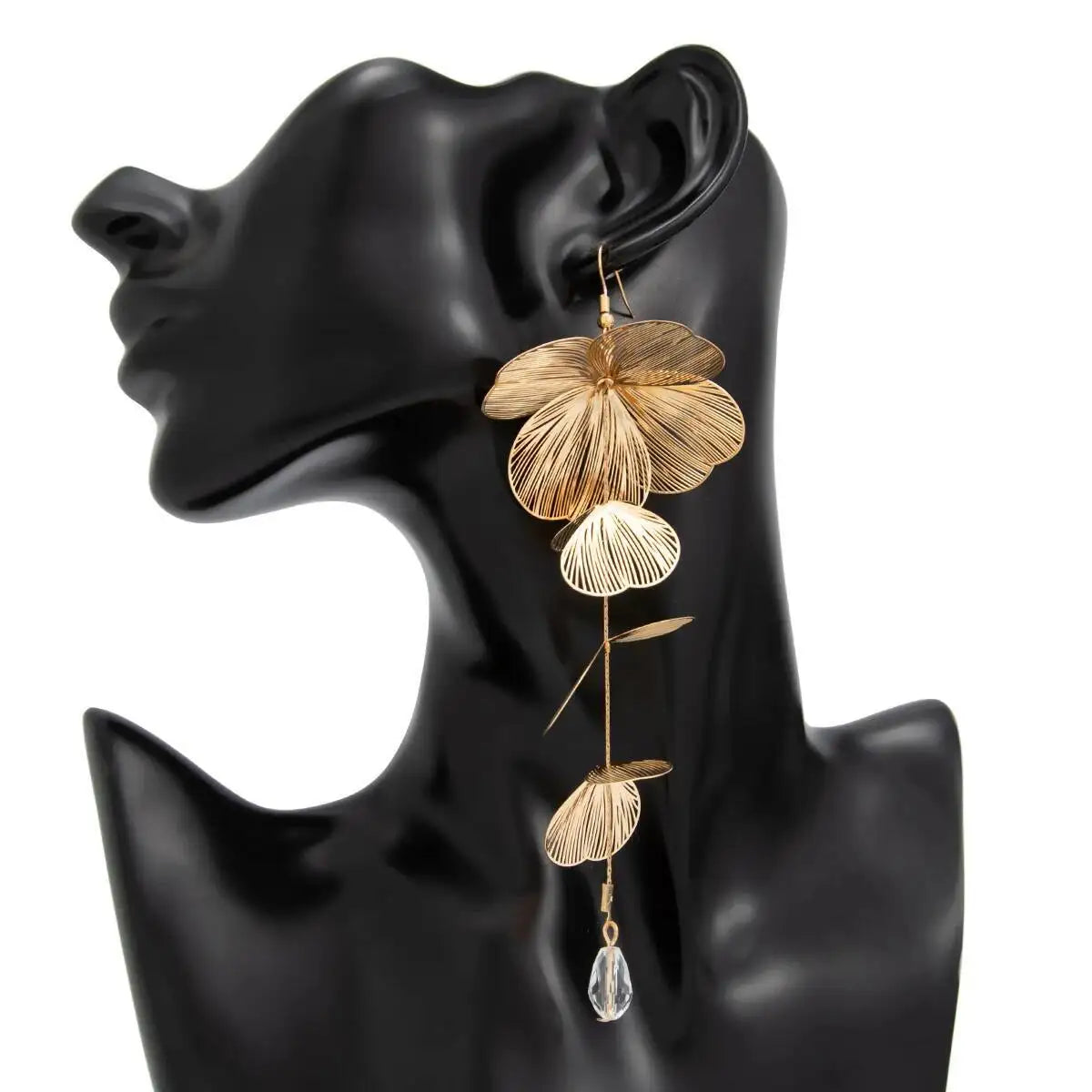 Petal Flower Pendant Necklace &  Piercing Drop Earrings