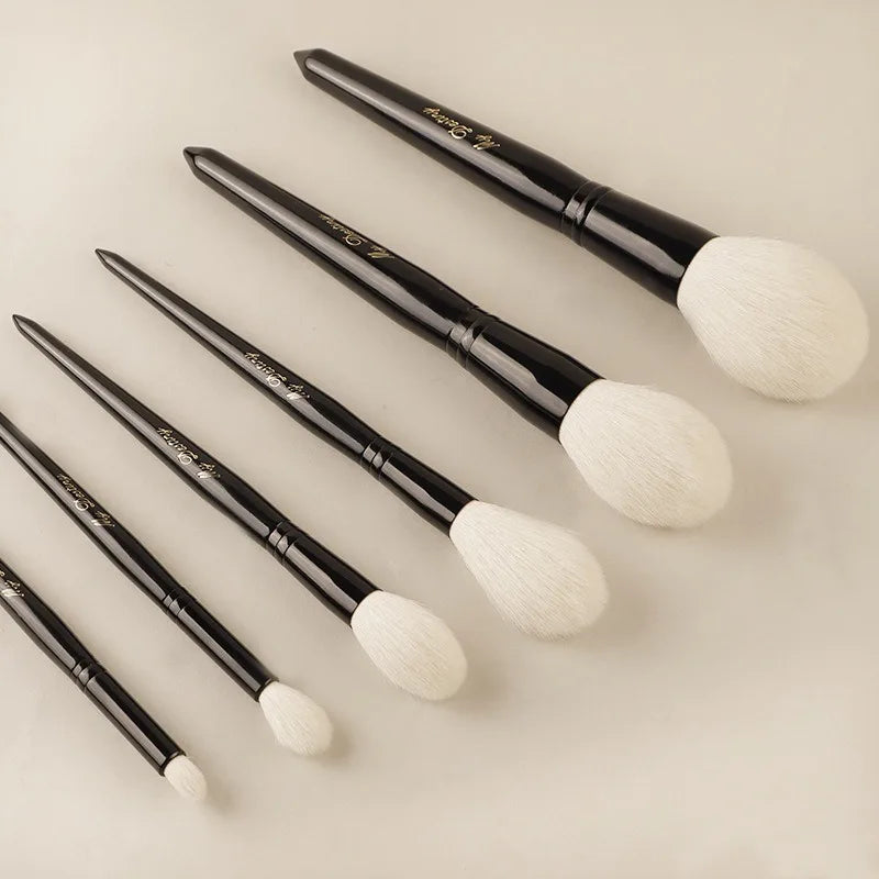 1pc Highlight Loose Blush Precision Make up brush