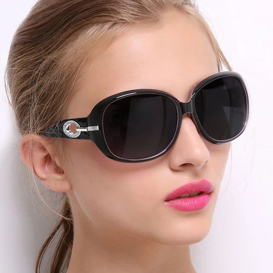 UV400 Retro Diamond Butterfly Sunscreen Glasses