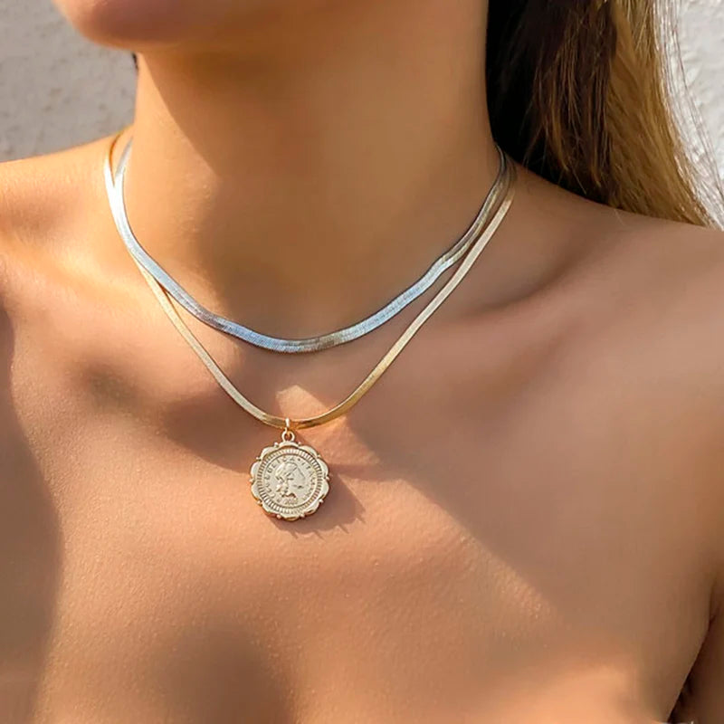 Crystal Star Pendant Necklaces
