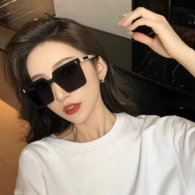 Square UV resistant high-end sunglasses