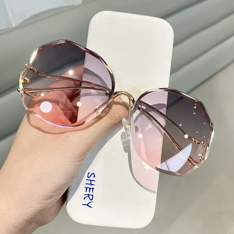 Round Designer Rimless