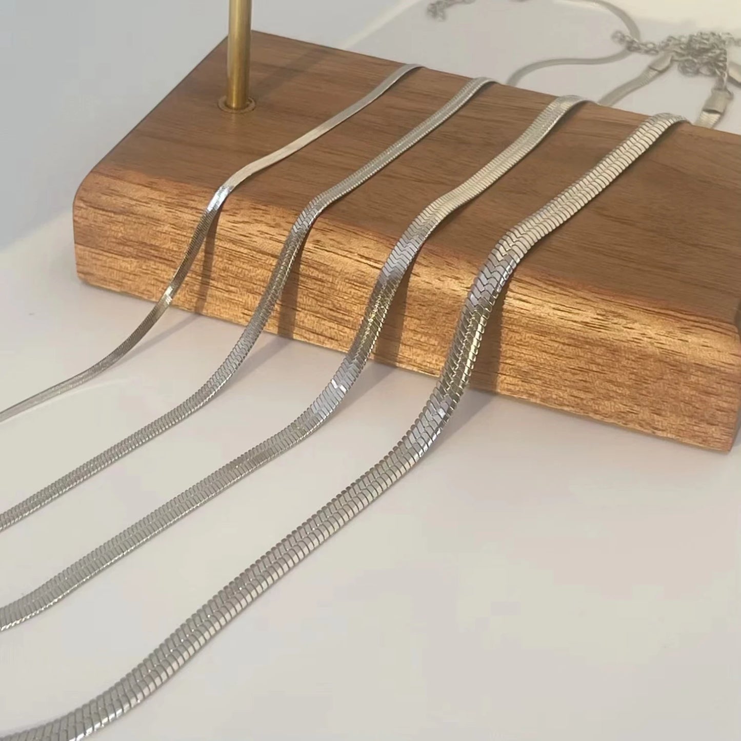 Unisex Herringbone Gold