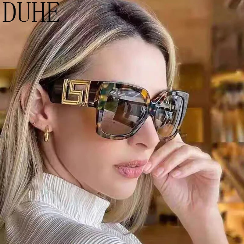 Luxury Stylish Square Retro Gradient Tone Sunglasses.
